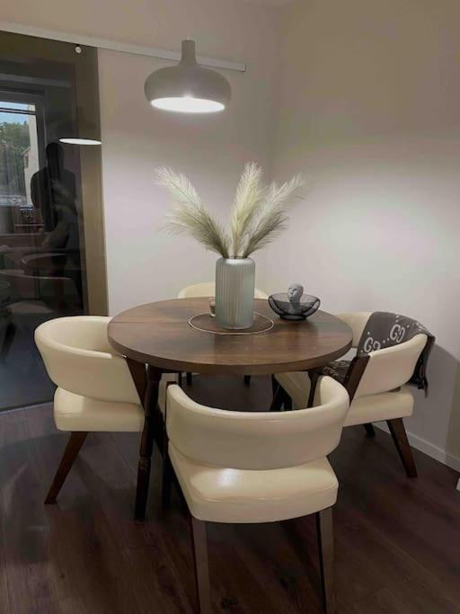 New Luxury Furnished Apartment - Beach, Varna Center & Fast Wi-Fi מראה חיצוני תמונה